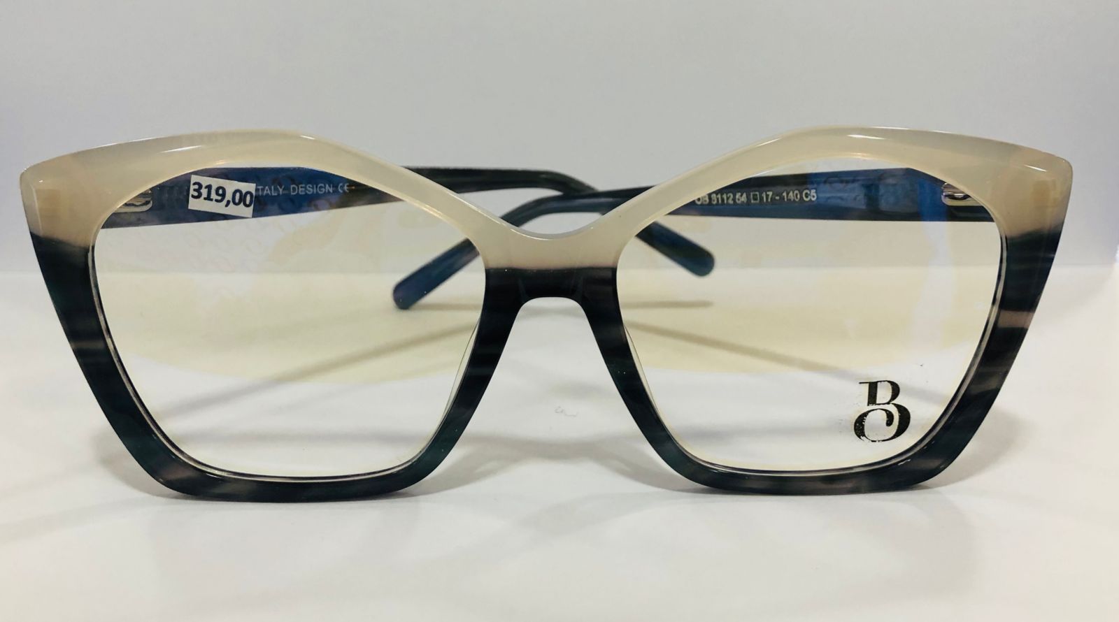 ARMAÇÃO ORLA BARDOT