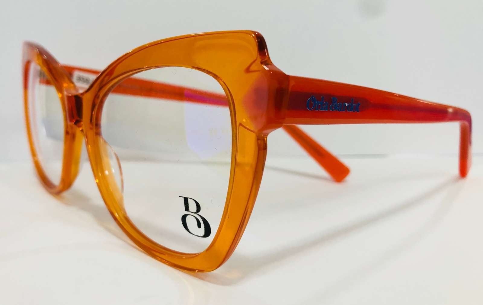 ARMAÇÃO ORLA BARDOT