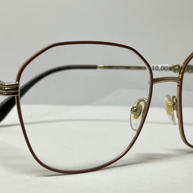 ARMAÇÃO EM METAL VOGUE